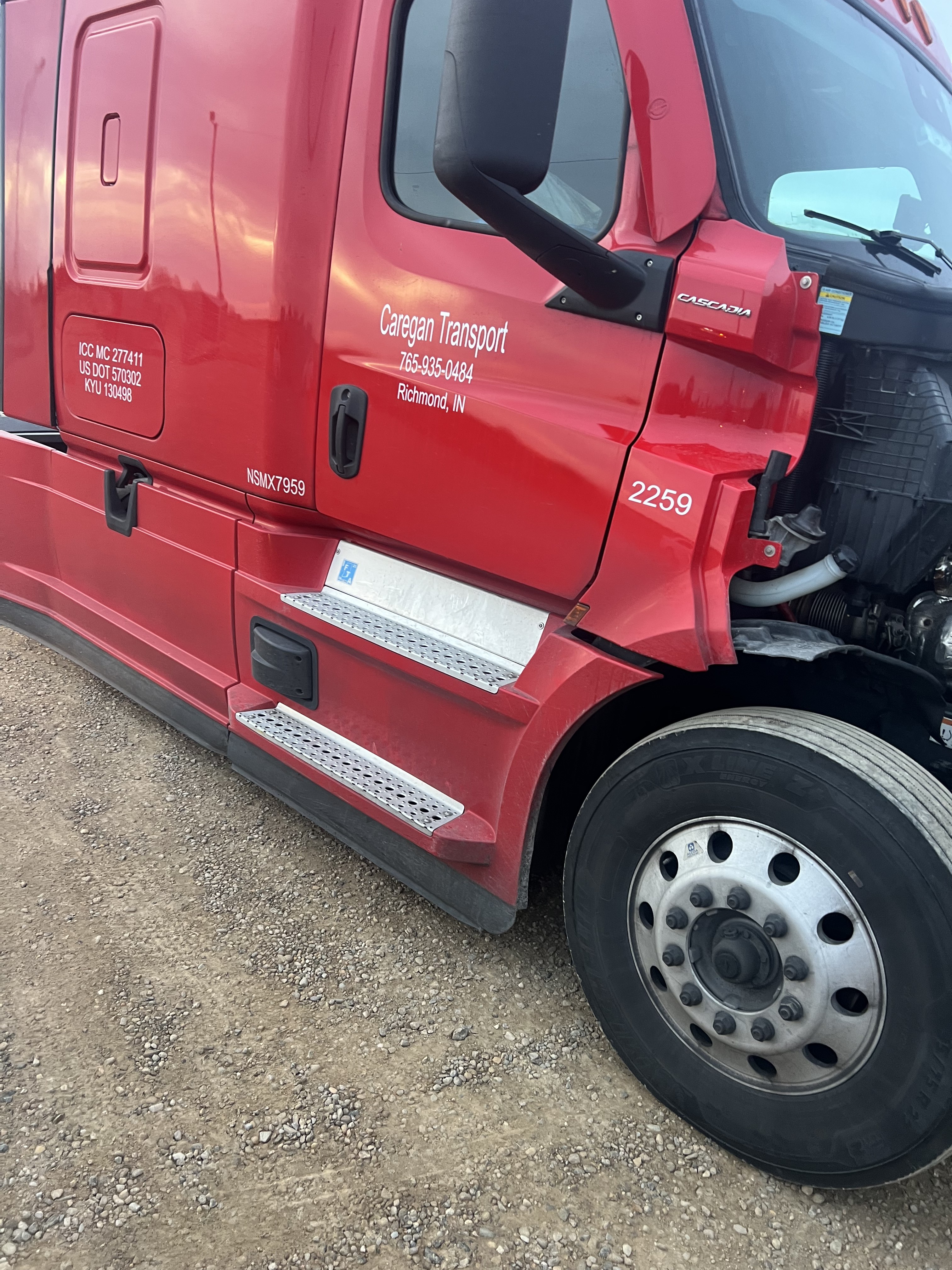 Commercial truck service